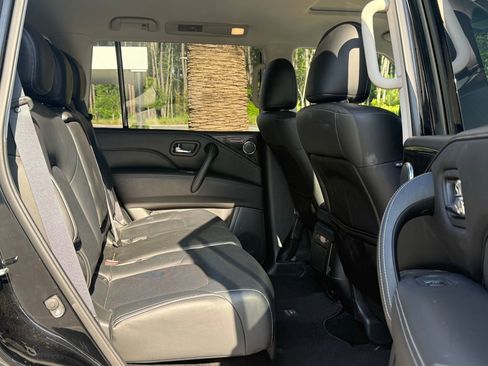 Used 2022 INFINITI QX80 Luxe w/ Cargo Package AWD/4WD image 16