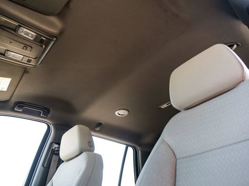 Used 2023 Chevrolet Tahoe LS RWD image 32