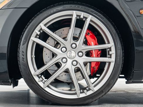 Used 2014 Maserati GranTurismo Convertible image 10