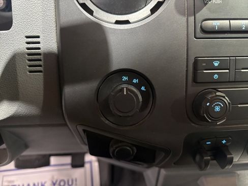 Used 2011 Ford F350 XL w/ Skid Plate Pkg image 18