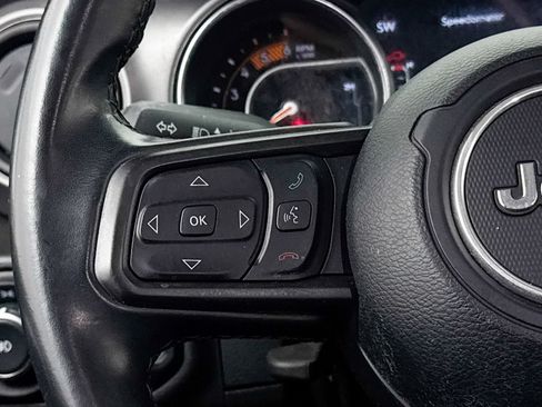 Used 2021 Jeep Wrangler Unlimited Sport AWD/4WD image 31
