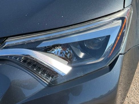 Used 2018 Toyota RAV4 Limited w/ Advanced Technology Package AWD/4WD image 10