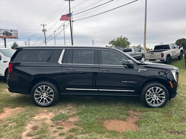 New 2026 GMC Yukon XL Denali w/ Denali Reserve Package AWD/4WD image 14