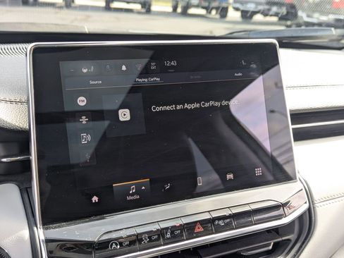 Used 2022 Jeep Compass Limited w/ Sun and Sound Group image 14