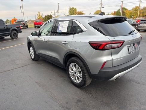 Used 2023 Ford Escape Active image 15