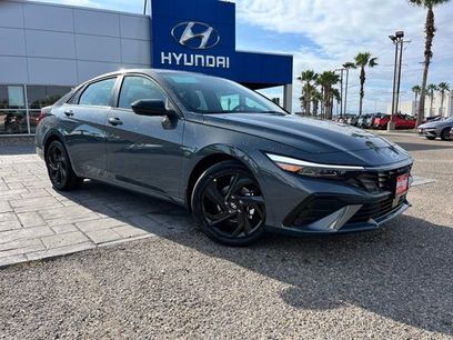 New 2026 Hyundai Elantra SEL Sport Premium