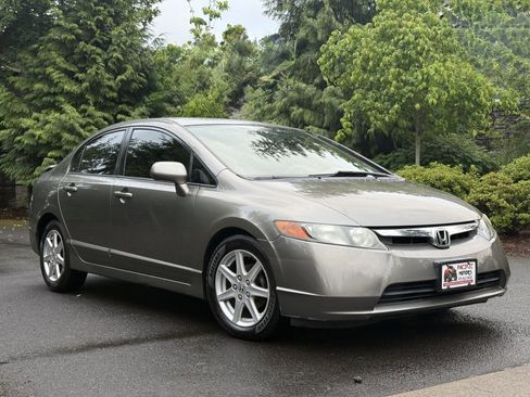 Used 2007 Honda Civic LX image 2