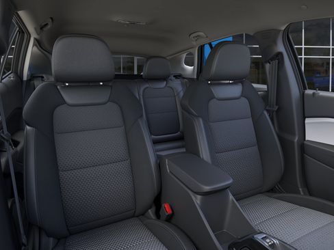 New 2026 Chevrolet Trax LT w/ Midnight Edition FWD image 16