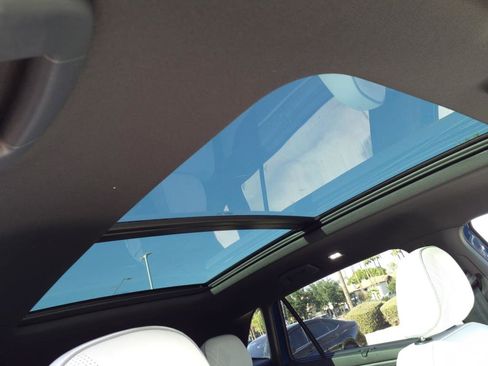 New 2025 Volkswagen Atlas Cross Sport SEL Premium R-Line image 9