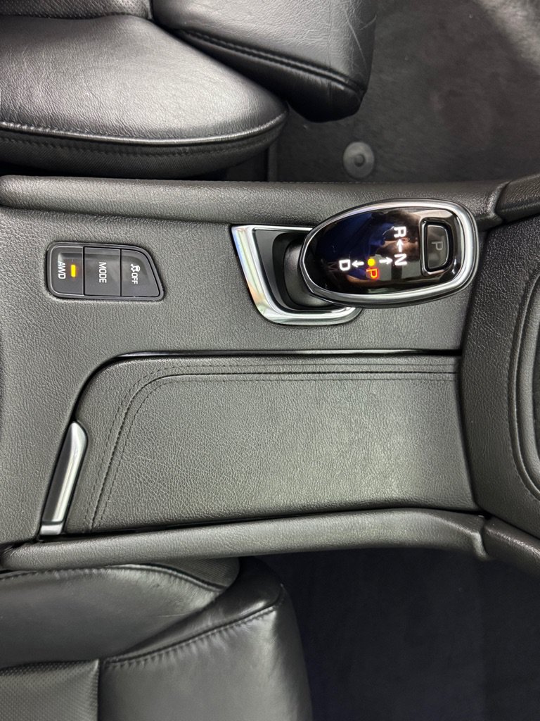 Used 2017 Cadillac XT5 Luxury w/ Driver Awareness Package AWD/4WD image 18