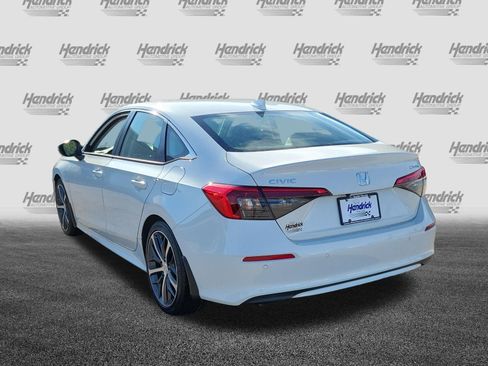 Used 2024 Honda Civic Touring image 5