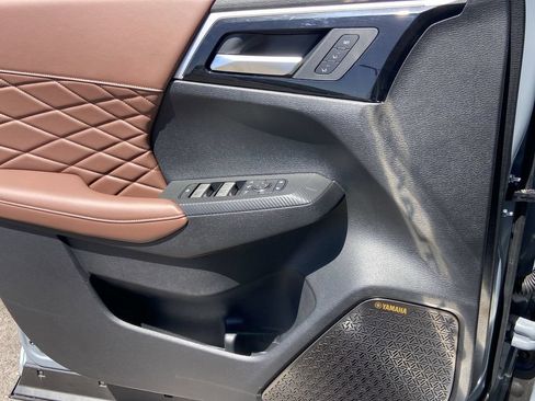 New 2026 Mitsubishi Outlander SEL FWD image 19