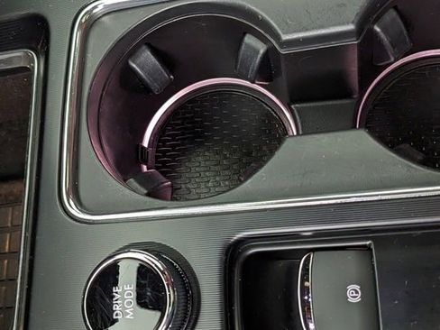 Used 2025 Lincoln Corsair Reserve image 32