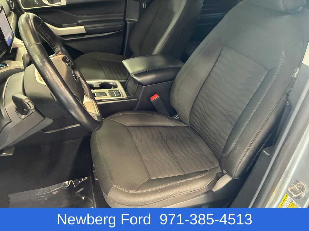 Used 2021 Ford Explorer XLT RWD image 23