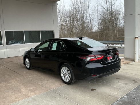 Used 2024 Toyota Camry LE image 20