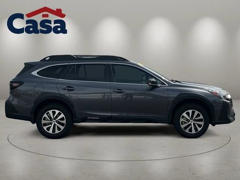 Used 2025 Subaru Outback Premium AWD/4WD image 5