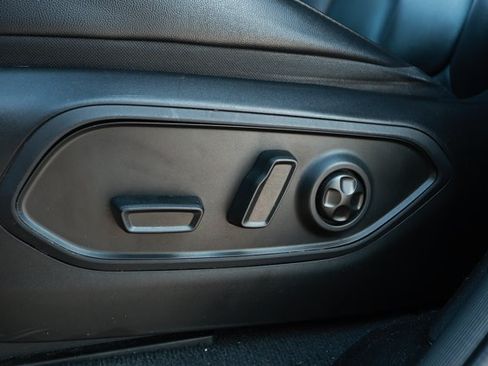 Used 2023 Jeep Grand Cherokee L Limited RWD image 24