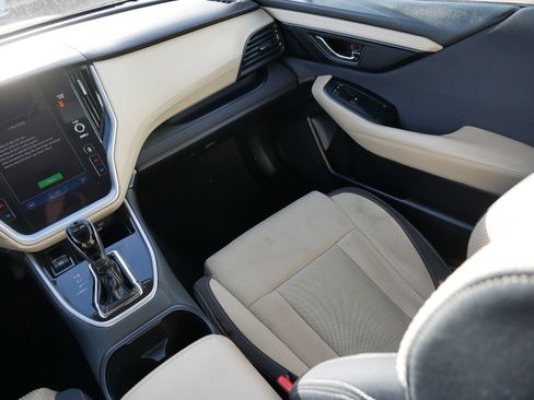 Used 2020 Subaru Outback Premium image 11