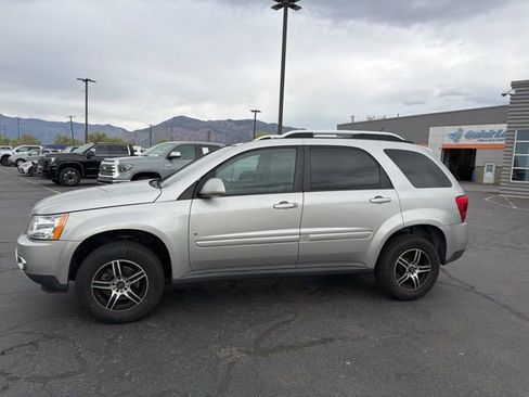 Used 2008 Pontiac Torrent 2WD w/ Preferred Package image 9