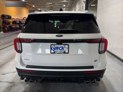 Used 2025 Ford Explorer ST