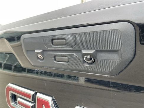 Used 2020 GMC Sierra 1500 SLT w/ SLT Premium Package image 8