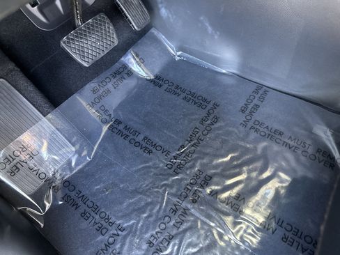 Certified 2025 Honda Pilot EX-L image 17