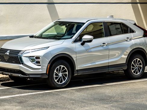 New 2026 Mitsubishi Eclipse Cross ES AWD/4WD image 3