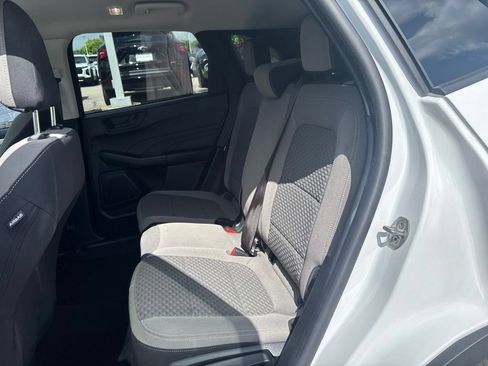 Used 2022 Ford Escape SE AWD/4WD image 9