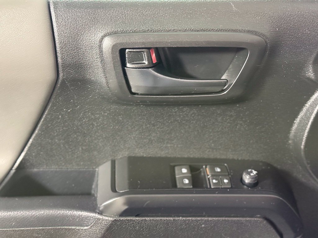 Used 2023 Toyota Tacoma SR RWD image 21