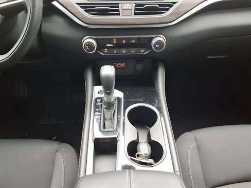 Certified 2023 Nissan Altima 2.5 SV image 11