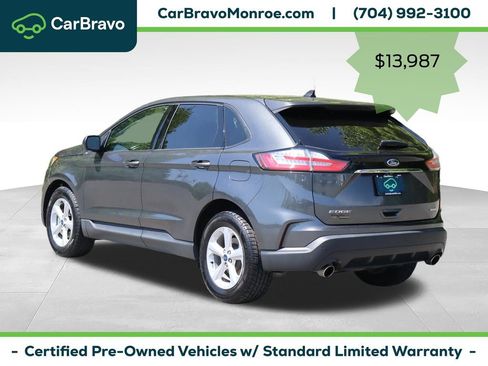 Used 2020 Ford Edge SE w/ Cargo Accessory Package FWD image 3