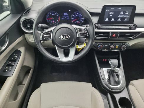 Used 2020 Kia Forte LXS FWD image 22
