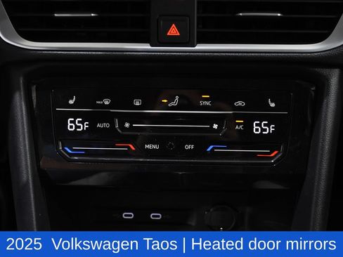 Used 2025 Volkswagen Taos SE FWD image 21