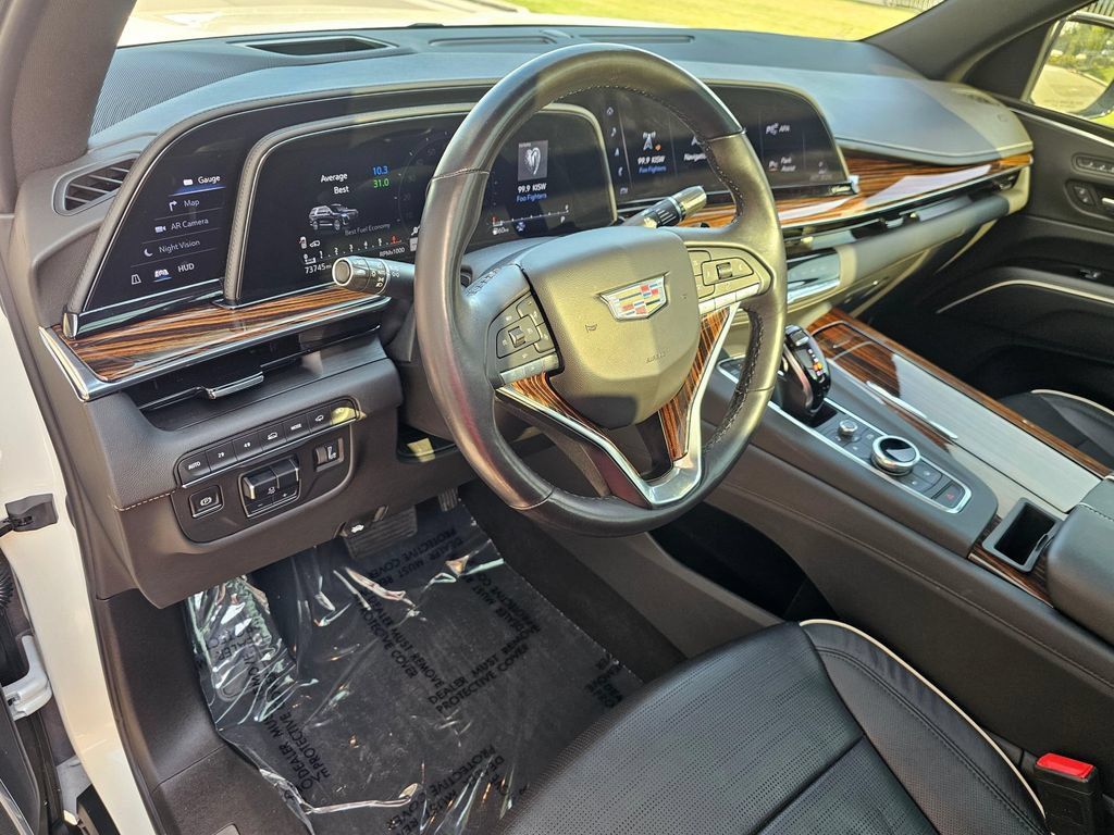Used 2021 Cadillac Escalade Premium Luxury w/ Driver Assist Tech Package AWD/4WD image 22