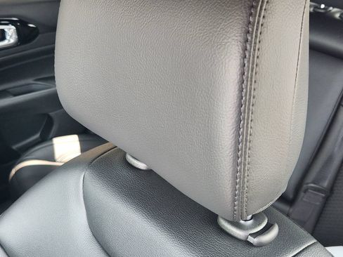 New 2026 Jeep Compass Latitude AWD/4WD image 14