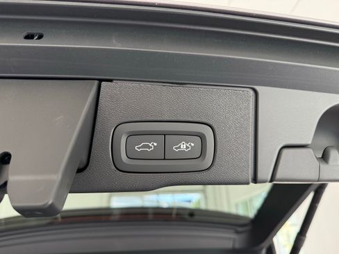 New 2026 Volvo XC60 B5 Plus w/ Protection Package Premier image 30