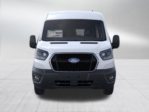 New 2026 Ford Transit 250 148 Medium Roof Extended AWD image 6