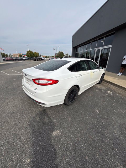 Used 2014 Ford Fusion SE w/ Equipment Group 202A FWD image 5