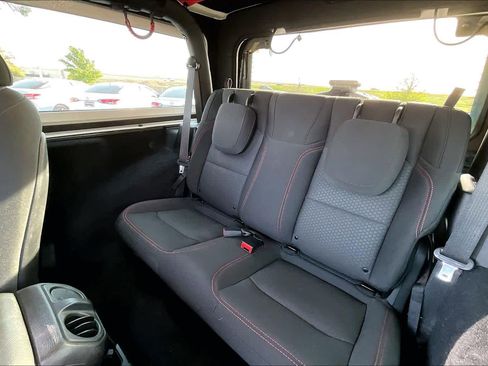 Used 2020 Jeep Wrangler Rubicon image 21