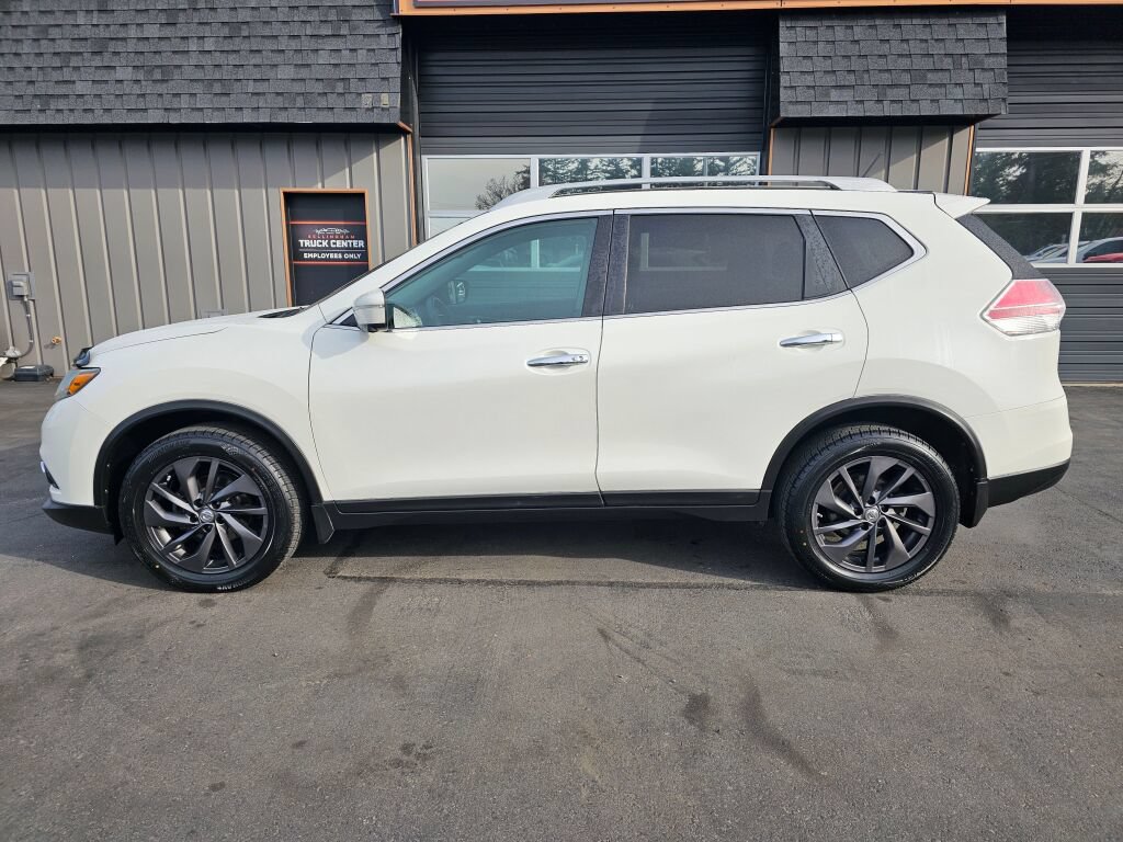 Used 2015 Nissan Rogue SL AWD/4WD image 2