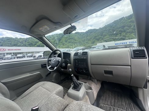 Used 2005 Chevrolet Colorado 4x4 Regular Cab image 15