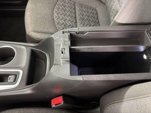 Used 2024 Chevrolet Equinox LT FWD image 46
