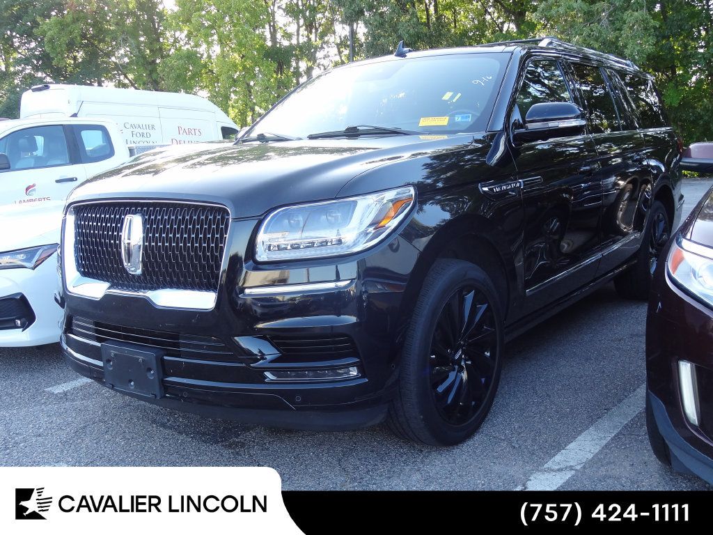 Used 2021 Lincoln Navigator L Reserve AWD/4WD image 3