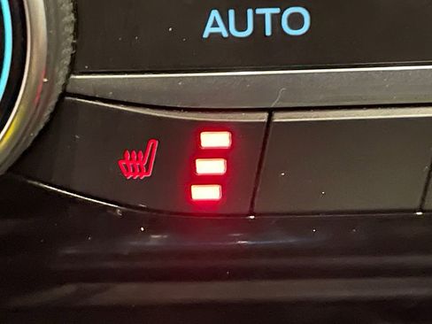 Used 2022 Ford Escape SEL w/ Technology Package image 31