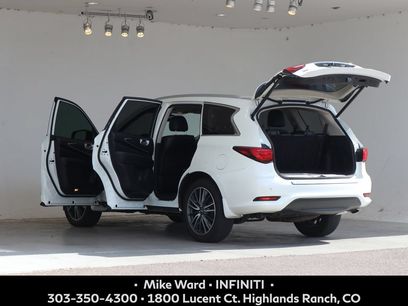 Used 2019 INFINITI QX60 Luxe w/ Essential Package