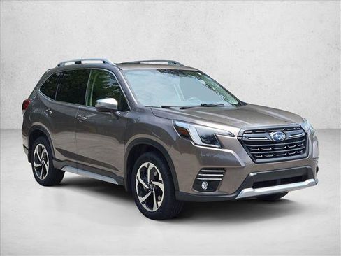 Used 2023 Subaru Forester Touring w/ Popular Package #3 AWD/4WD image 3
