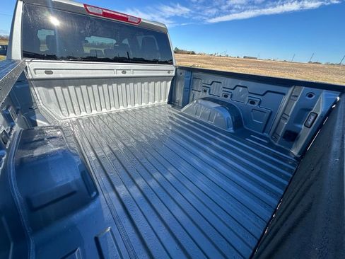 Used 2023 Chevrolet Silverado 1500 Custom image 27