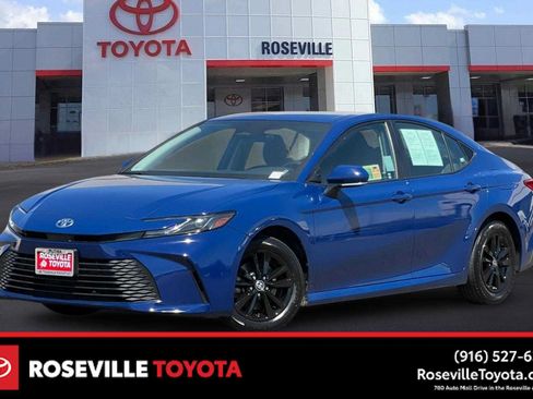 Used 2025 Toyota Camry LE FWD image 1