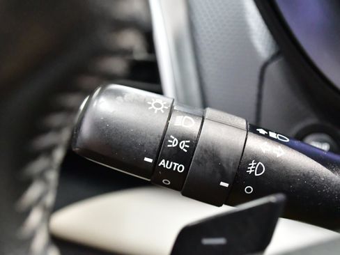 Used 2022 Subaru Forester Limited image 34