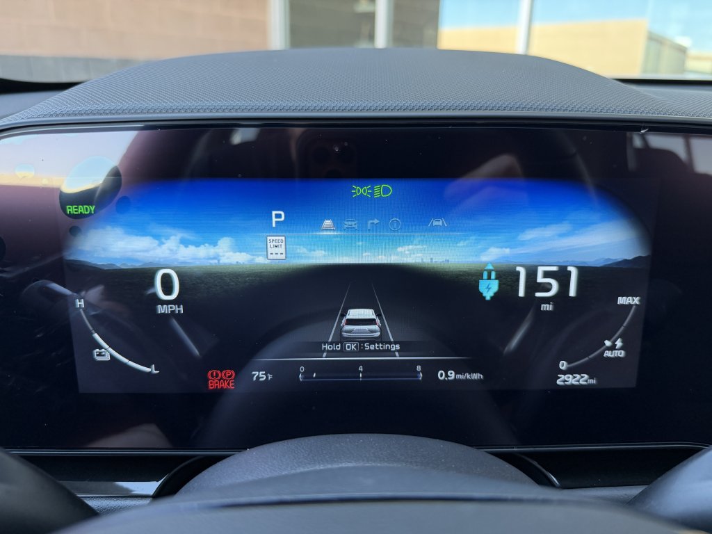 Used 2025 Kia Niro Wind FWD image 17